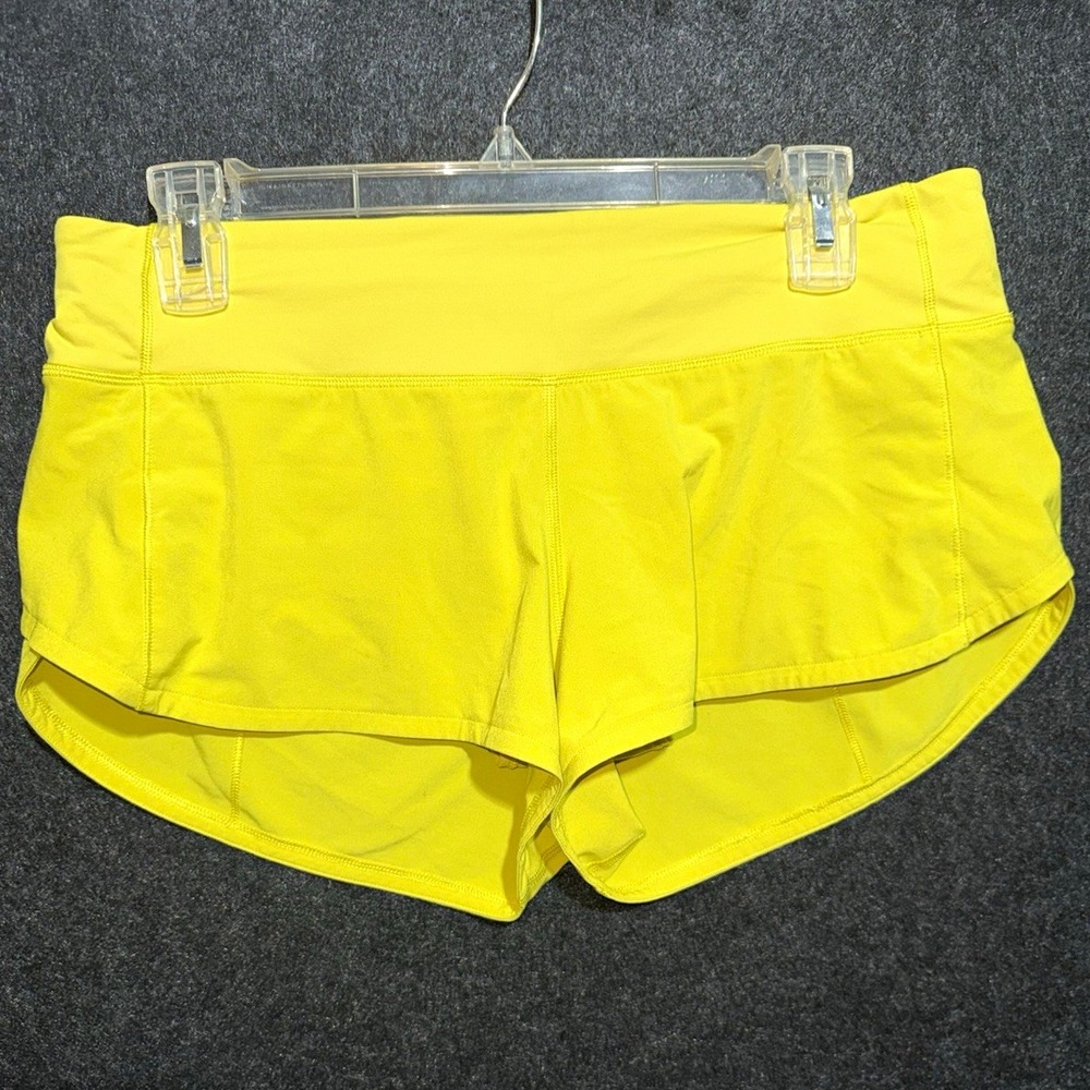 Lululemon Yellow Women's Athletic Hotty Hot Shorts Size 6 Athletic